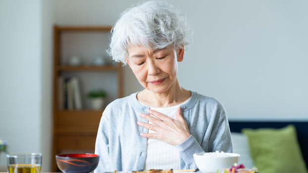 枚方市の「健康寿命を延ばす」 老後に向けたインプラント治療